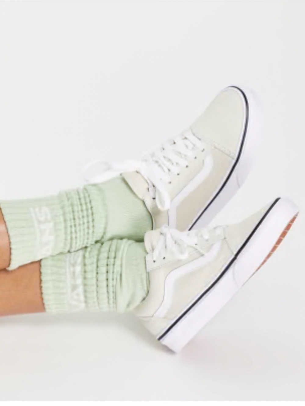 Vans Old Skool sneakers in turtledove white